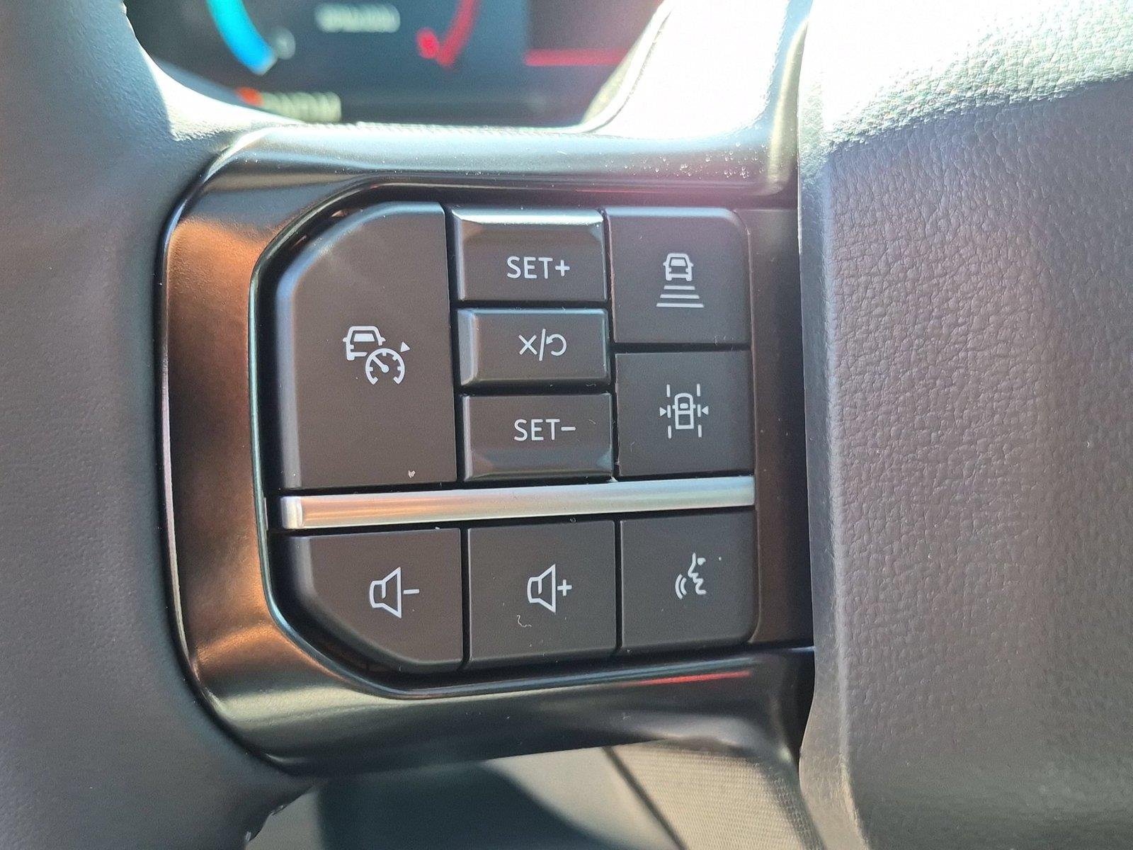 New 2027 Star White Metallic Tri-Coat Ford F-250® Platinum® image 19
