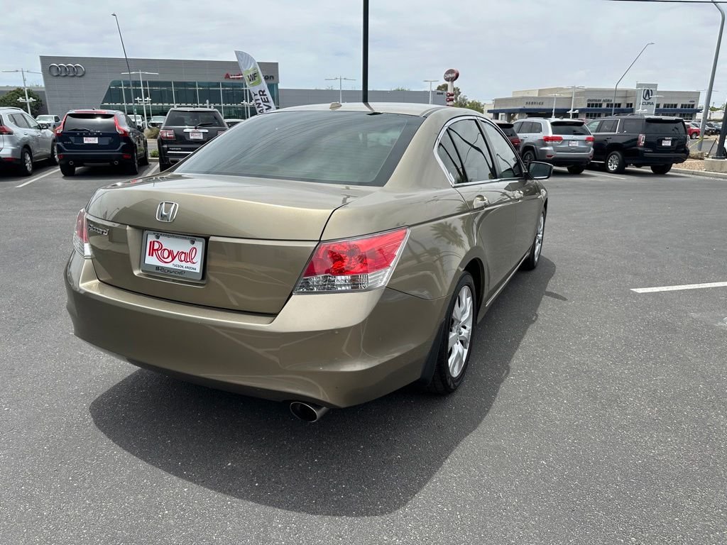Used 2010 Silver Honda EX-L image 23