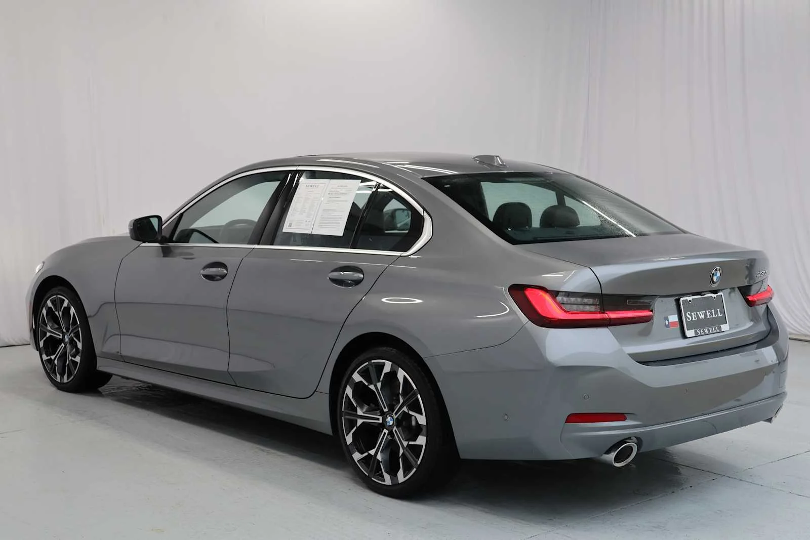 Certified Used 2025 Skyscraper Grey Metallic BMW 330i image 5