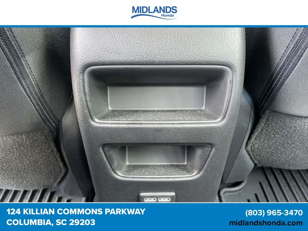 Used 2018 Super Black Nissan SR image 11