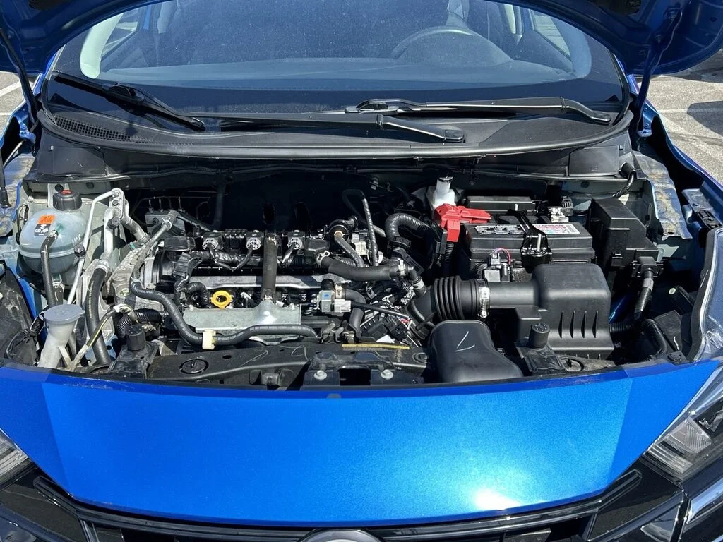 Used 2023 Electric Blue Metallic Nissan 1.6 SV CVT Low Mileage   No Accident History   Loc image 32