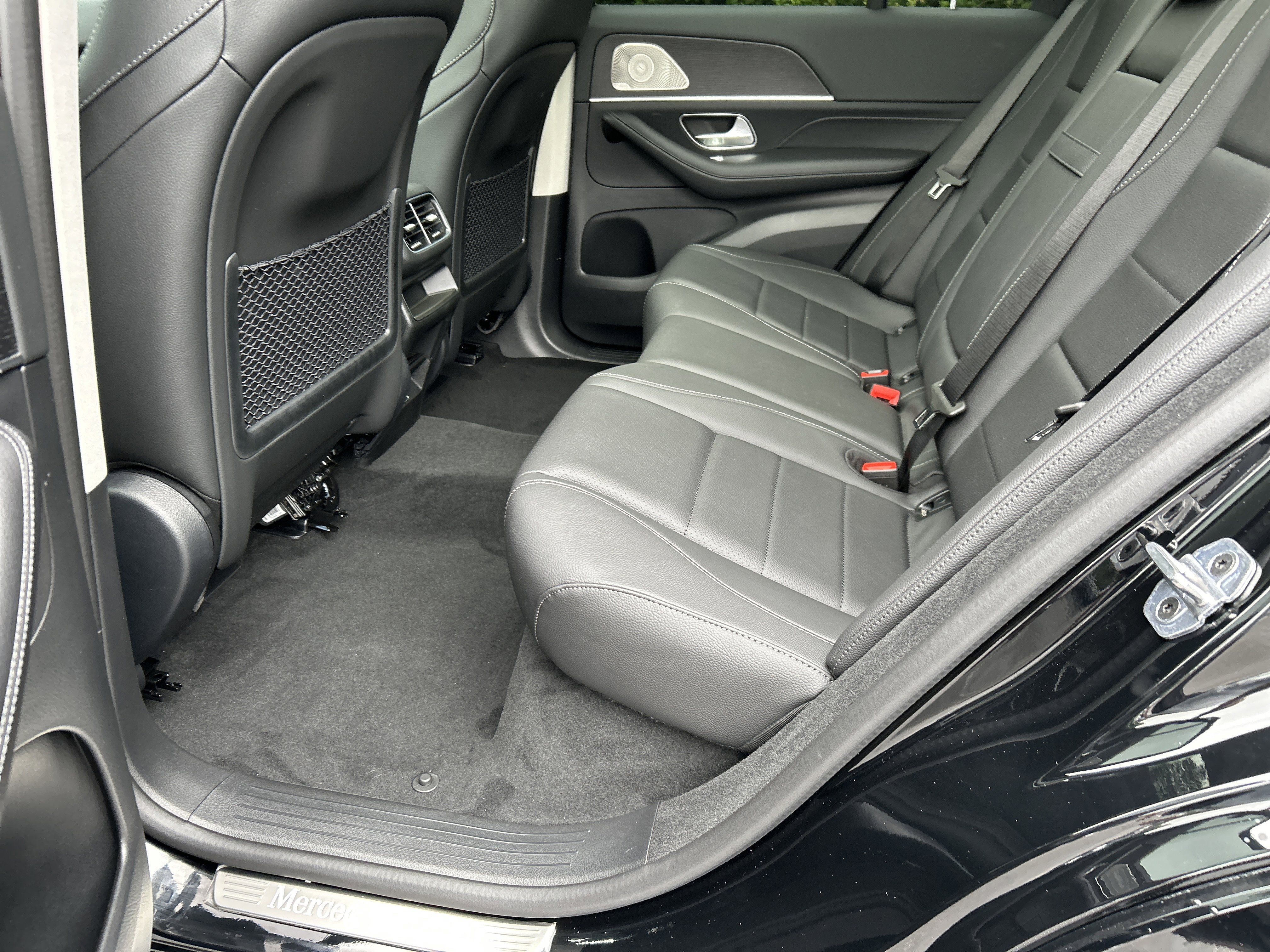 New 2026 Black Mercedes-Benz GLE 350 4MATIC® SUV image 35