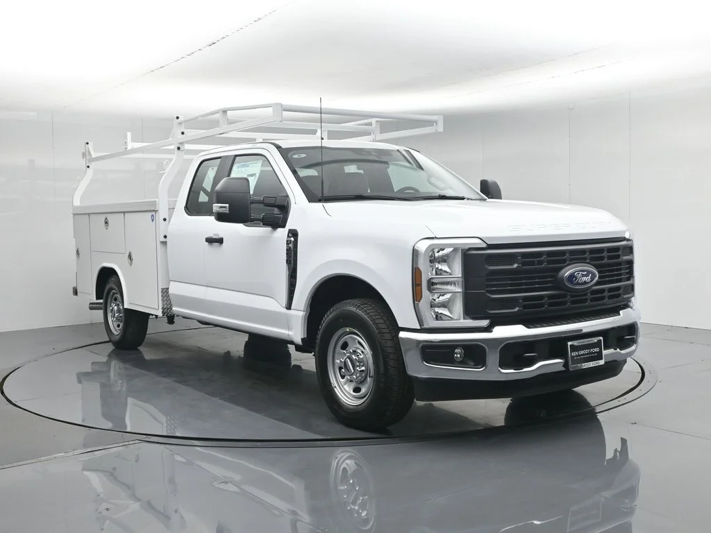 2026 Ford F-250 XL SuperCab 8' Box's photo