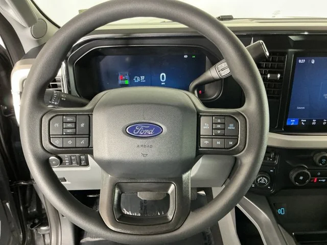 New 2027 Carbonized Gray Metallic Ford XLT image 18