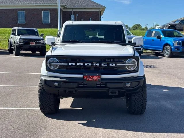 Used 2025 Oxford White Ford  image 9