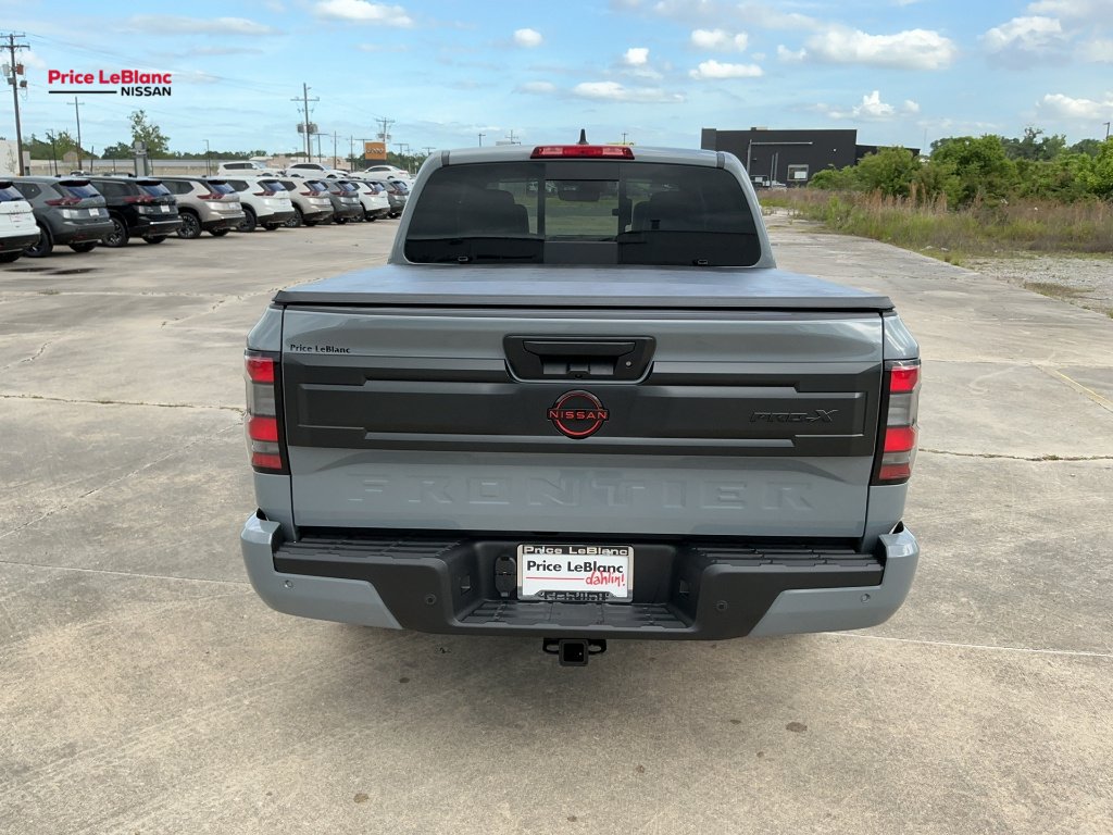 New 2026 Boulder Gray Pearl Nissan Crew Cab PRO-X® image 3