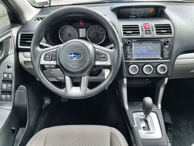 Used 2018 Silver Subaru 2.5i image 13