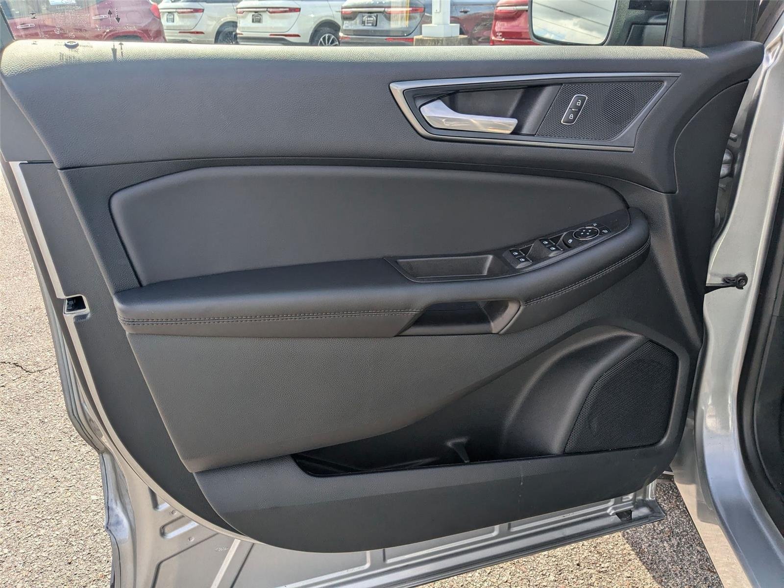Used 2024 Iconic Silver Metallic Ford SE image 11