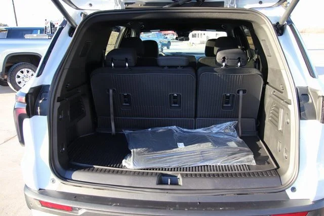 2026 Chevrolet Traverse LT - Photo 9