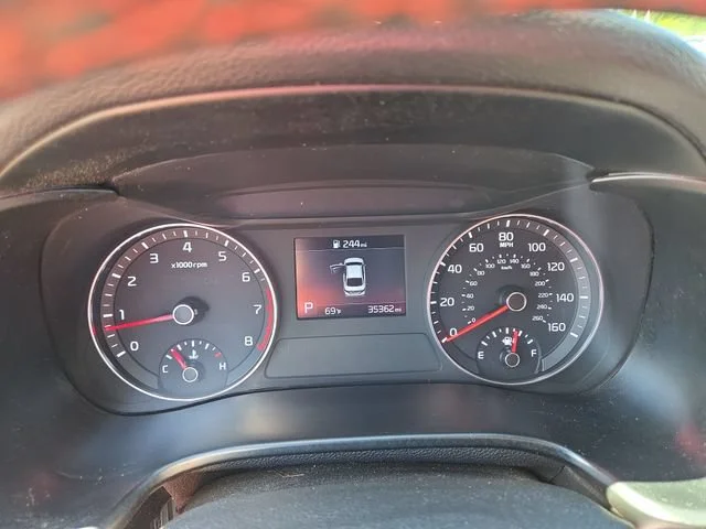 Used 2021 Black Kia GT image 22