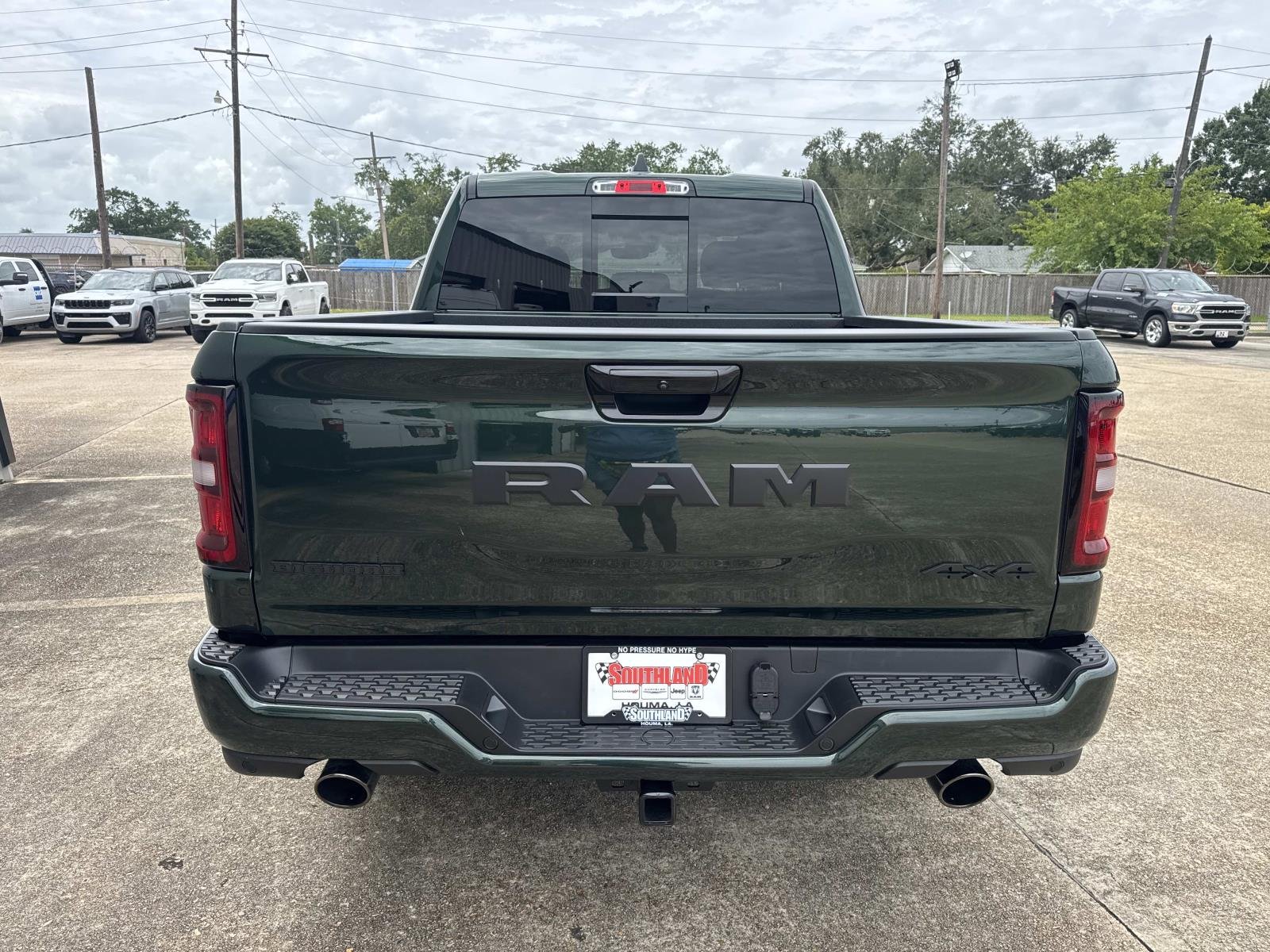 New 2026 Serrano-Green Metallic Exterior Paint RAM Big Horn image 4