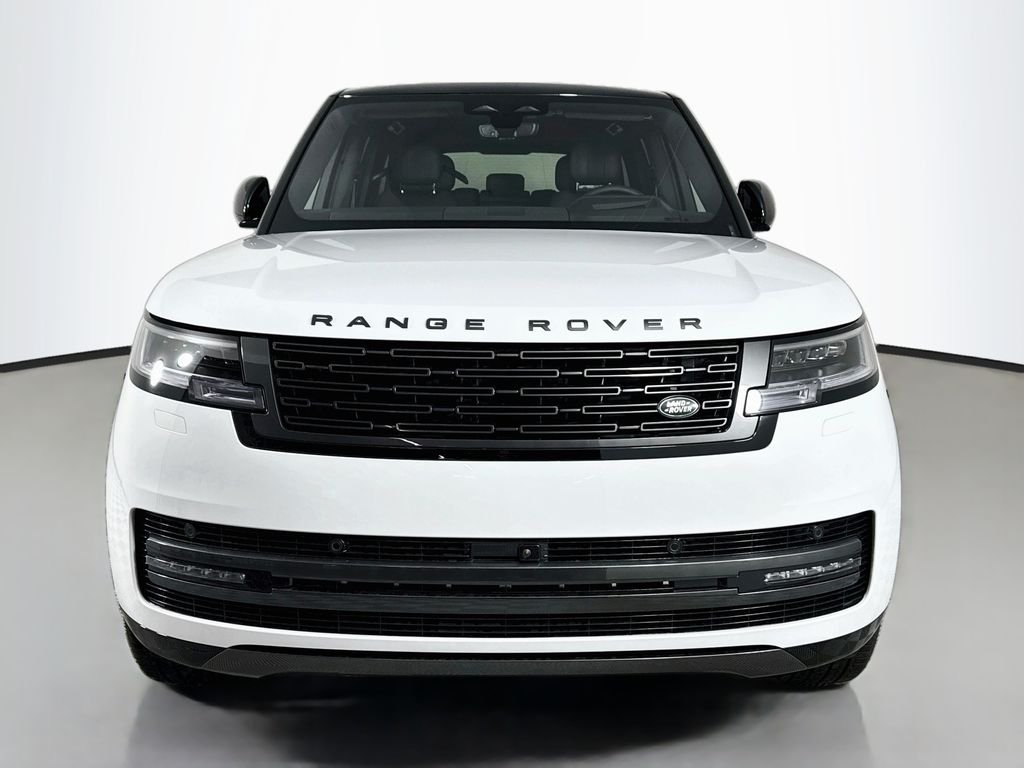 New 2026 Fuji White Land Rover SE image 6