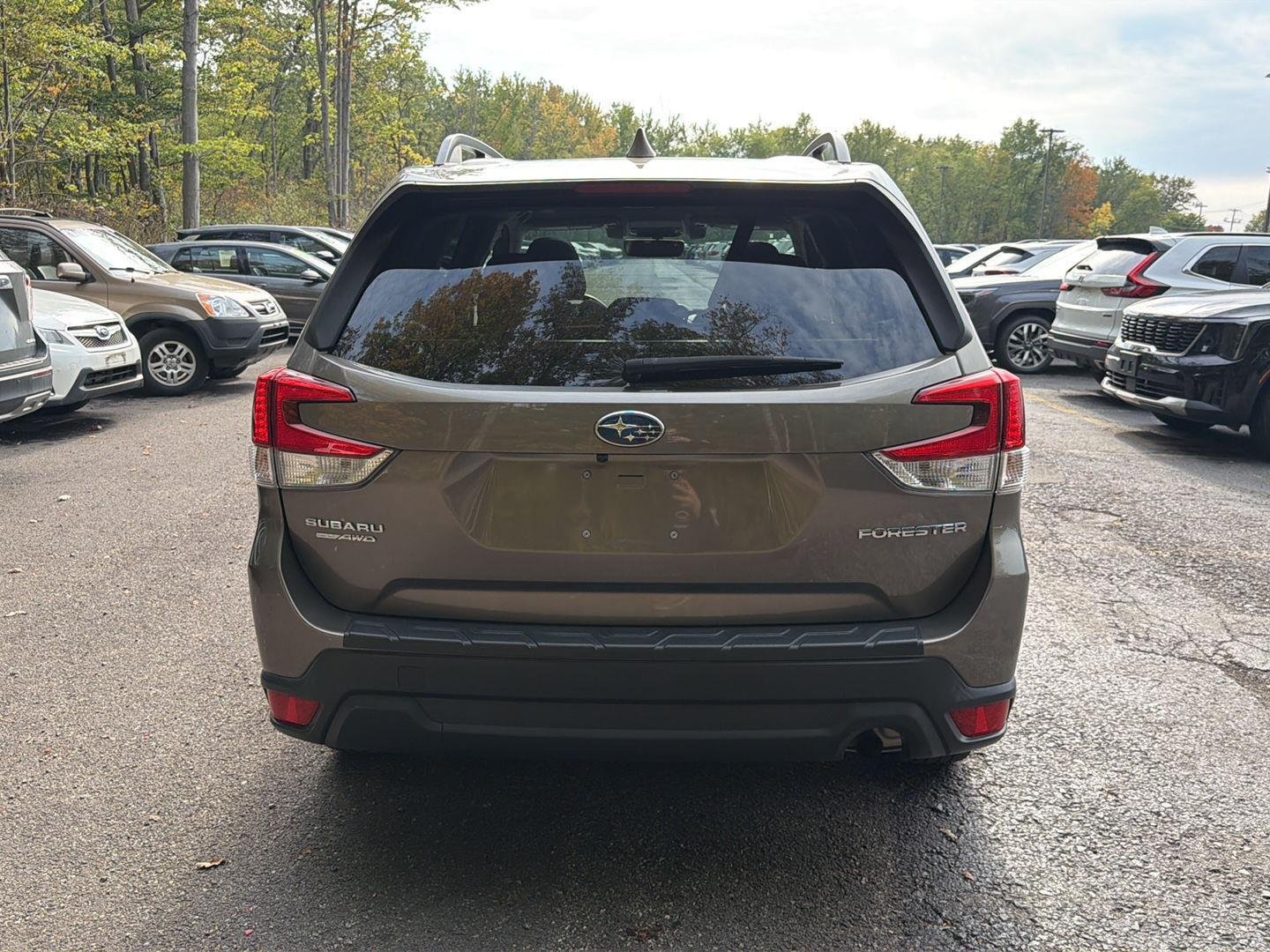 Used 2020 Sepia Bronze Metallic Subaru Premium image 9
