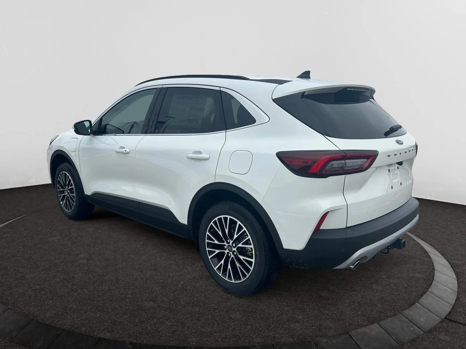 New 2026 Star White Metallic Tri-Coat Ford PHEV image 3