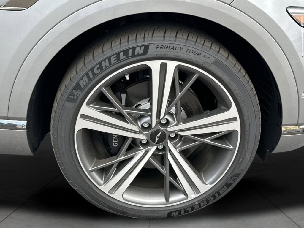 New 2026 Silver Genesis 3.5T E-SC MHEV image 7