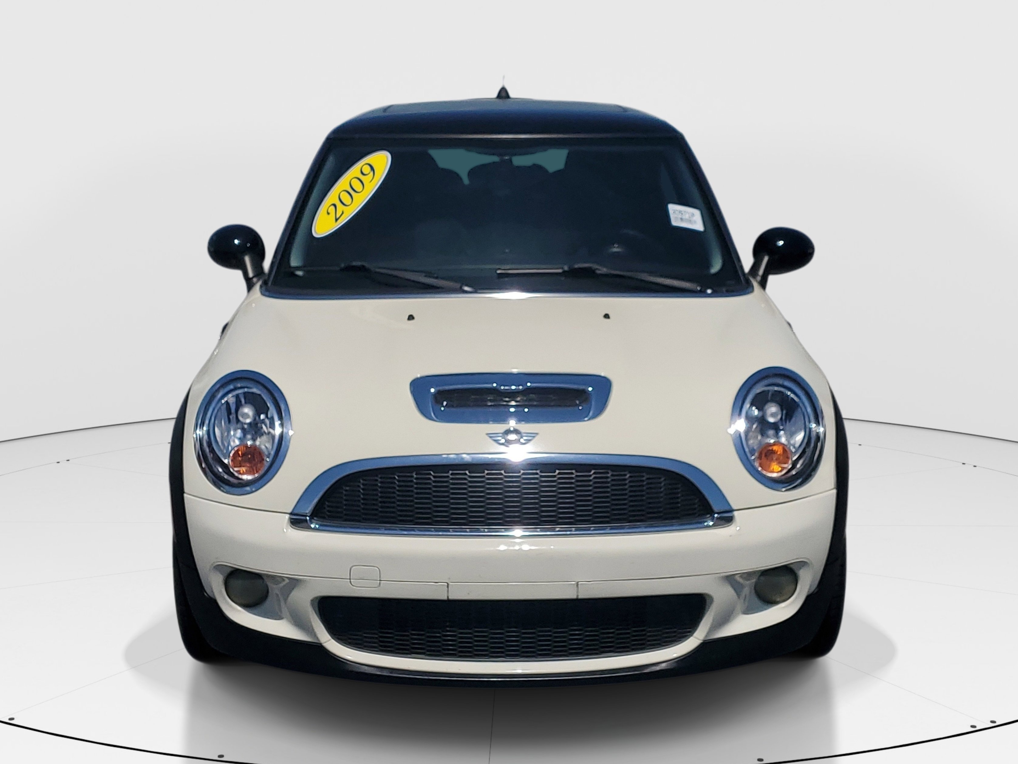 Used 2009 MINI Cooper S with VIN WMWMF735X9TW87836 for sale in Pinecrest, FL