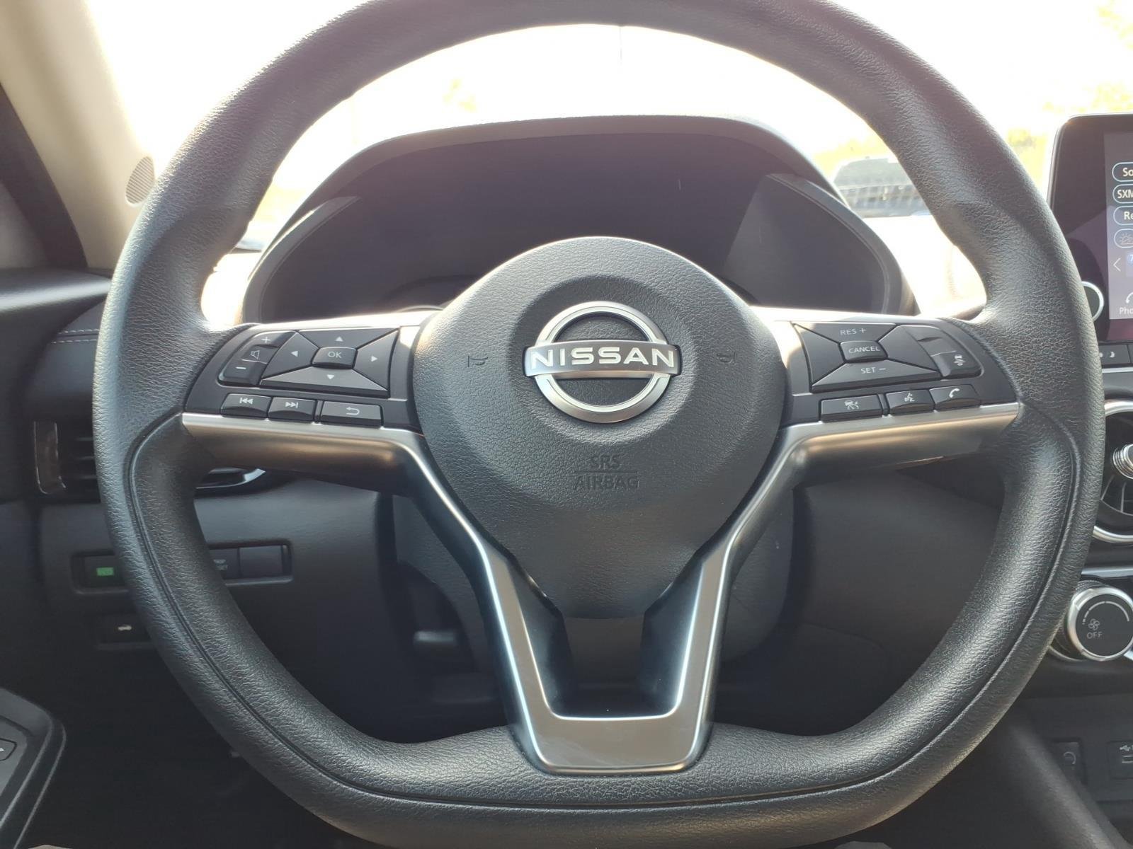 Used 2025 Rosewood Metallic Nissan SV image 25