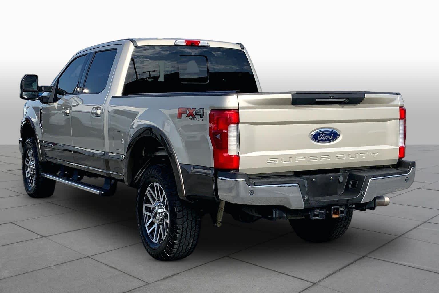 Used 2017 White Gold Ford Lariat image 11
