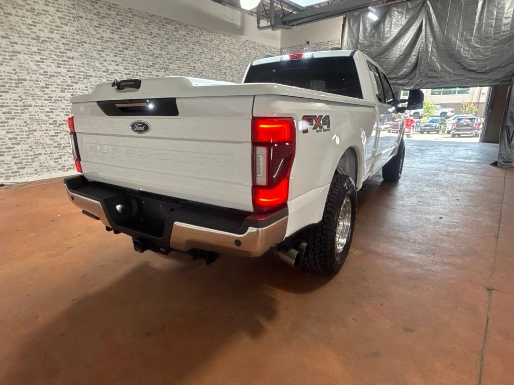 Used 2022 Oxford White Ford Lariat image 7