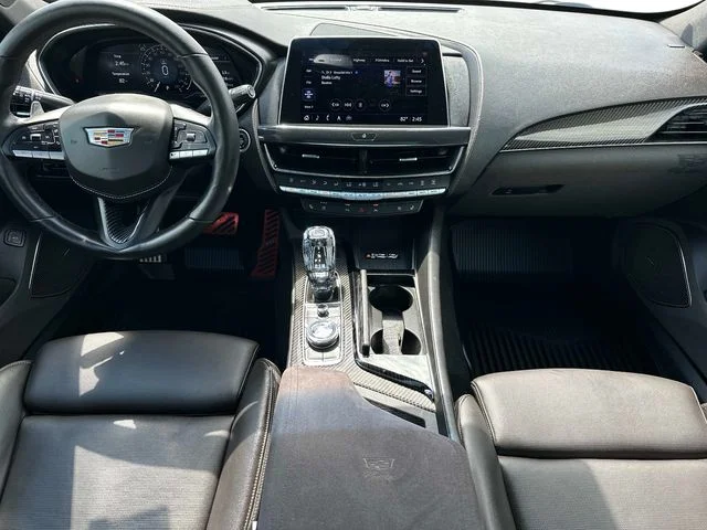 Used 2022 White Cadillac V-Series image 12