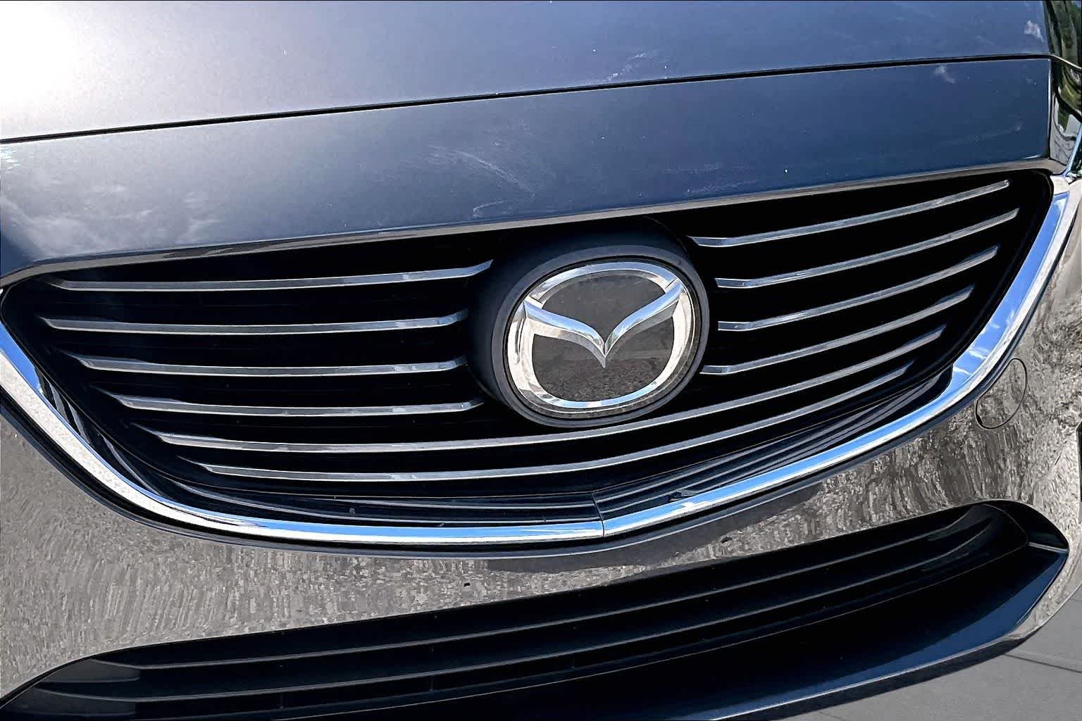 Used 2017 Machine Gray Metallic Mazda Grand Touring image 30