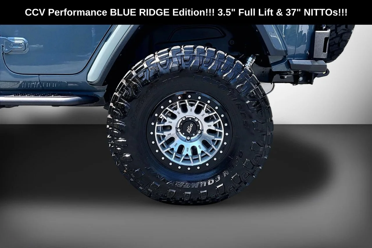 New 2026 Anvil Clear-Coat Exterior Paint Jeep Sahara image 34
