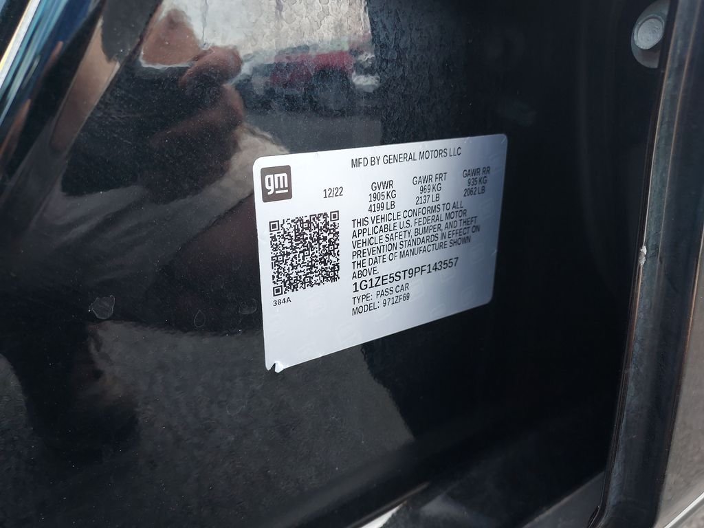 Used 2023 Black Chevrolet LT image 25