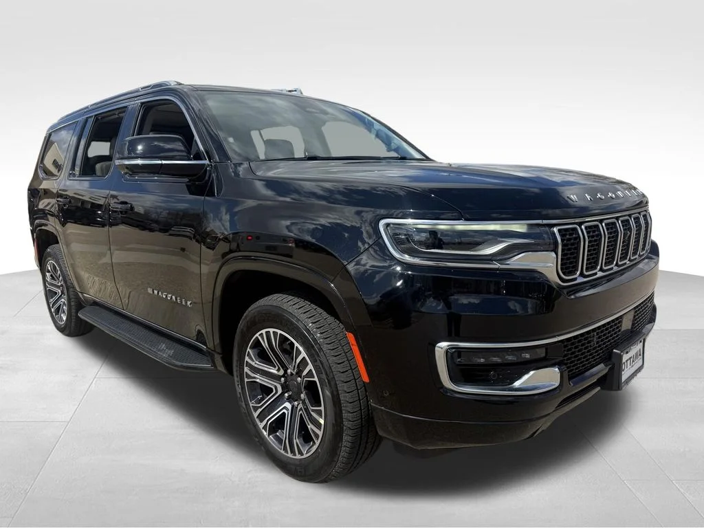 Used 2024 Black Jeep  image 1