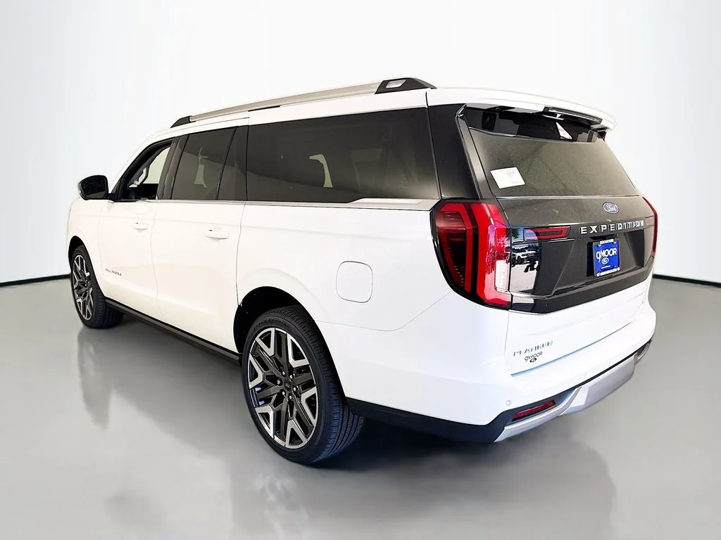 New 2026 Star White Metallic Tri-Coat Ford Platinum image 5