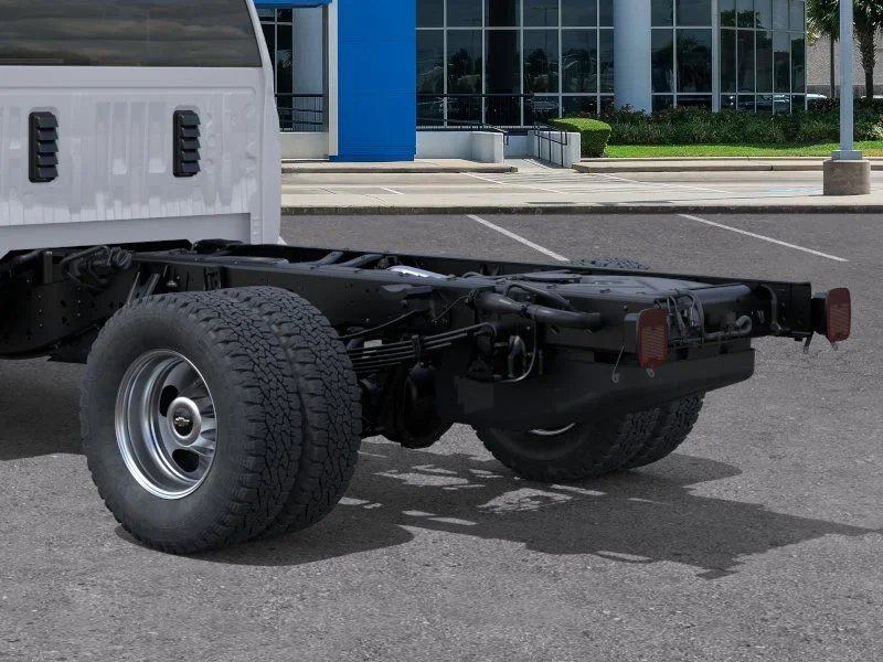 New 2025 Summit White Chevrolet Work Truck image 14