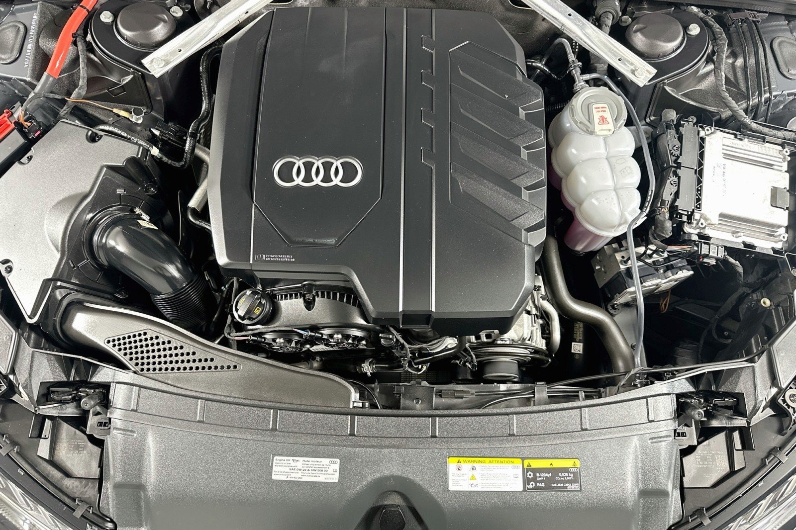 Used 2023 Manhattan Gray Metallic Audi Premium image 13