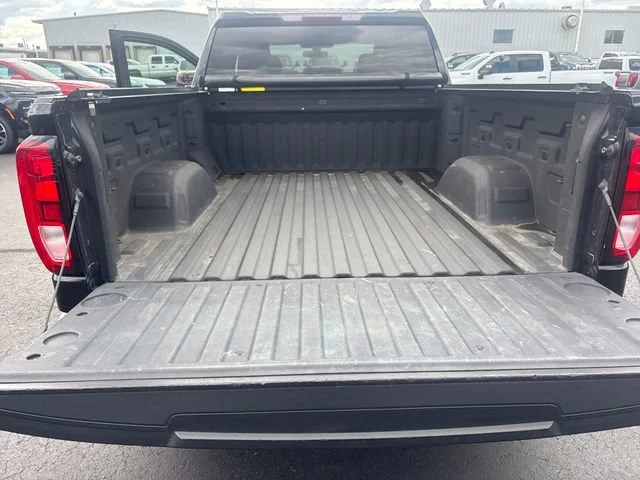 Used 2019 ONYX BLACK GMC SLE image 23