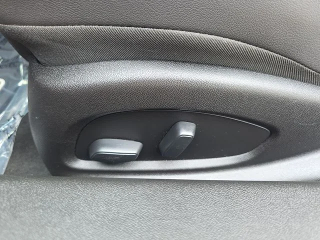 Used 2019 Red Chevrolet SS image 30