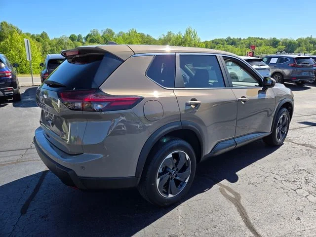 Used 2025 Beige/tan Nissan SV image 8