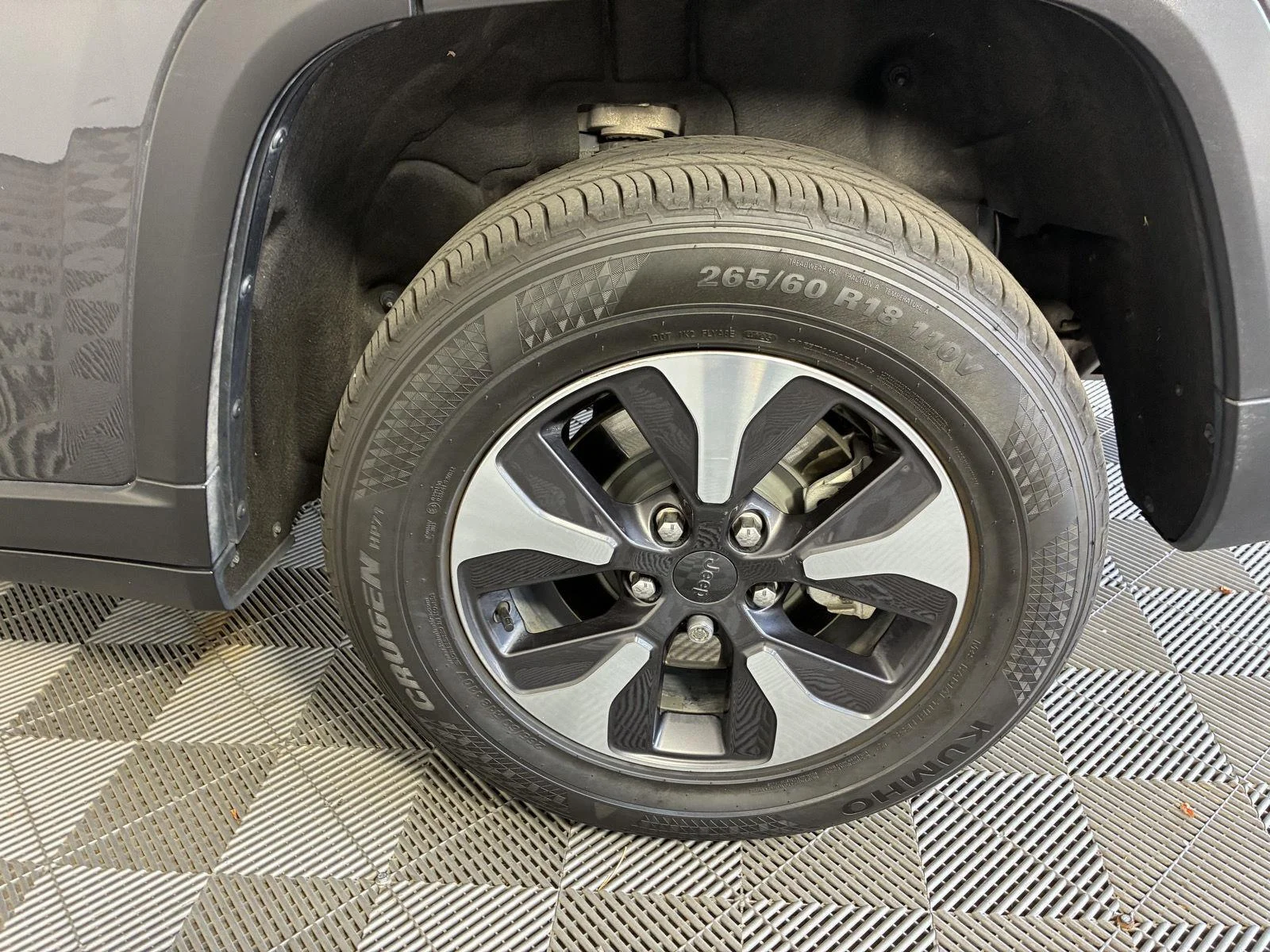 Used 2024 Baltic Gray Metallic Clearcoat Jeep 4xe image 14
