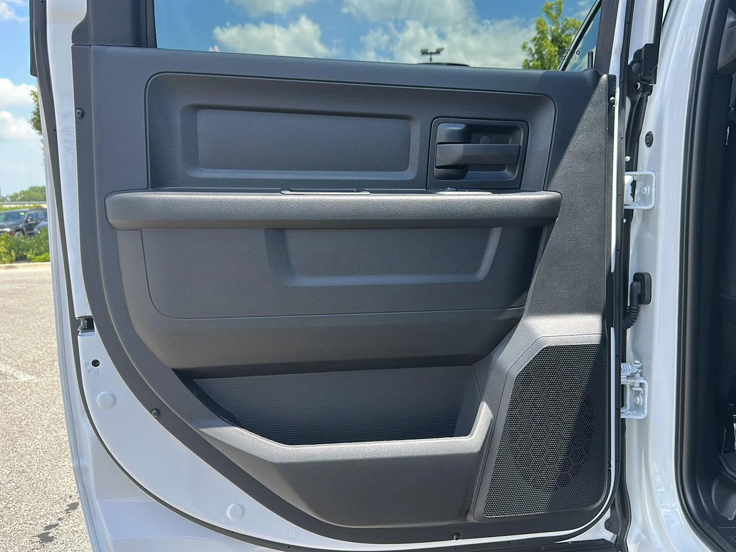 New 2026 Bright White Clearcoat Ram Black Express image 29