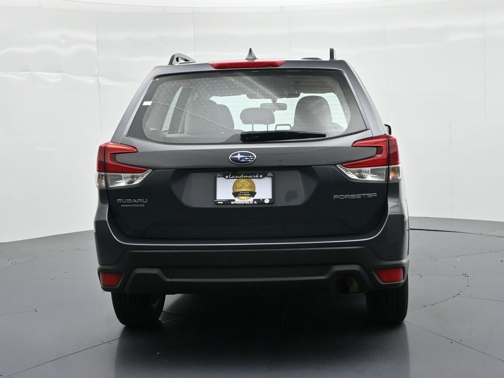 Used 2023 Gray Metallic Subaru Base image 7
