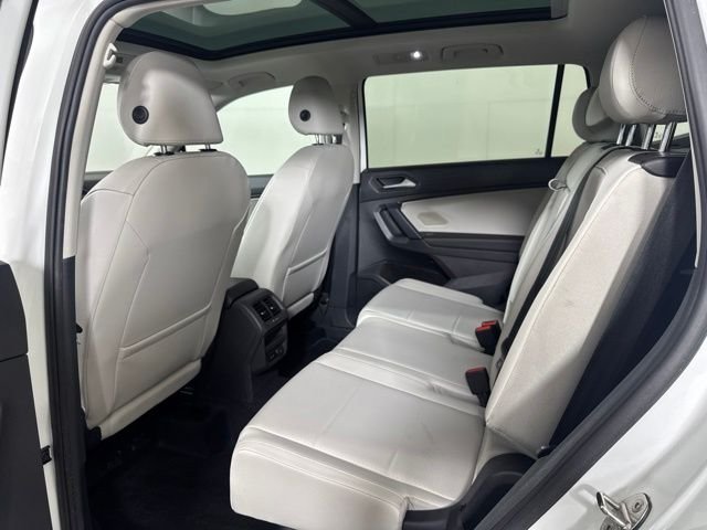 Used 2019 White Volkswagen 2.0T SEL image 12
