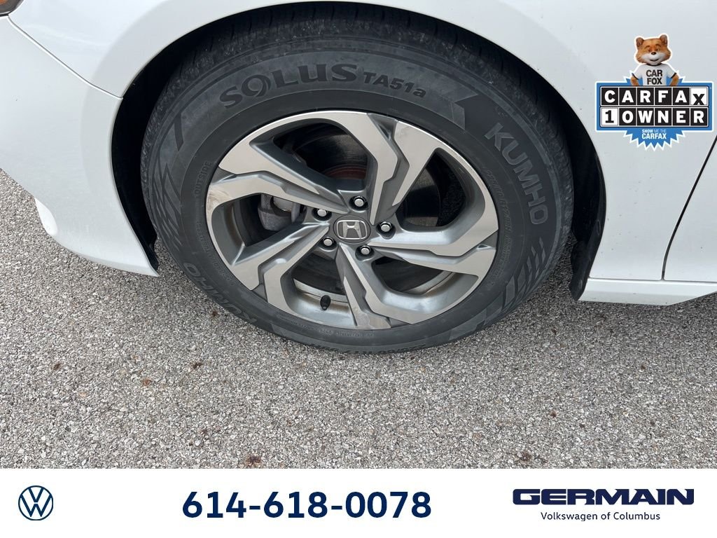 Used 2019 Platinum White Pearl Honda EX image 17