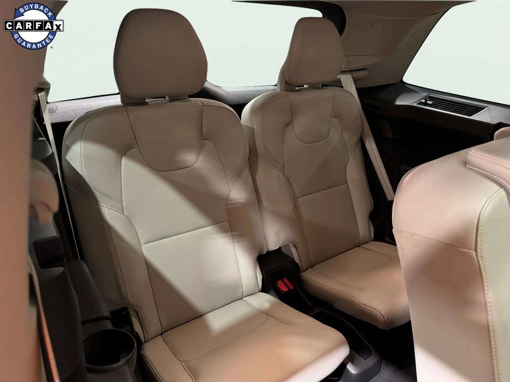 Used 2020 Denim Blue Metallic Volvo T5 Momentum image 26