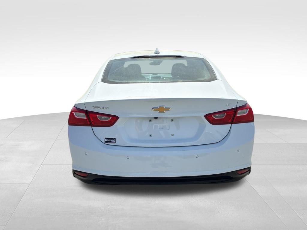 Used 2024 White Chevrolet LT image 4