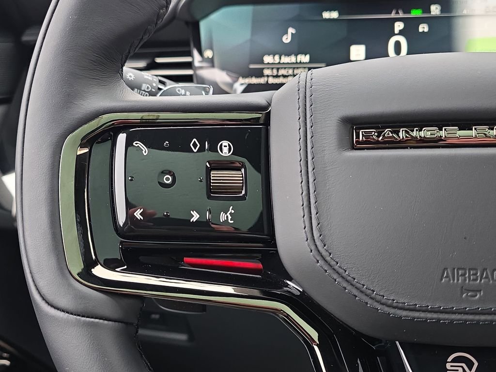 New 2025 Match-to-Sample Black in Satin finish LAND ROVER SV Edition Two image 17
