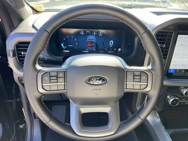 New 2025 Agate Black Metallic Ford XLT image 14