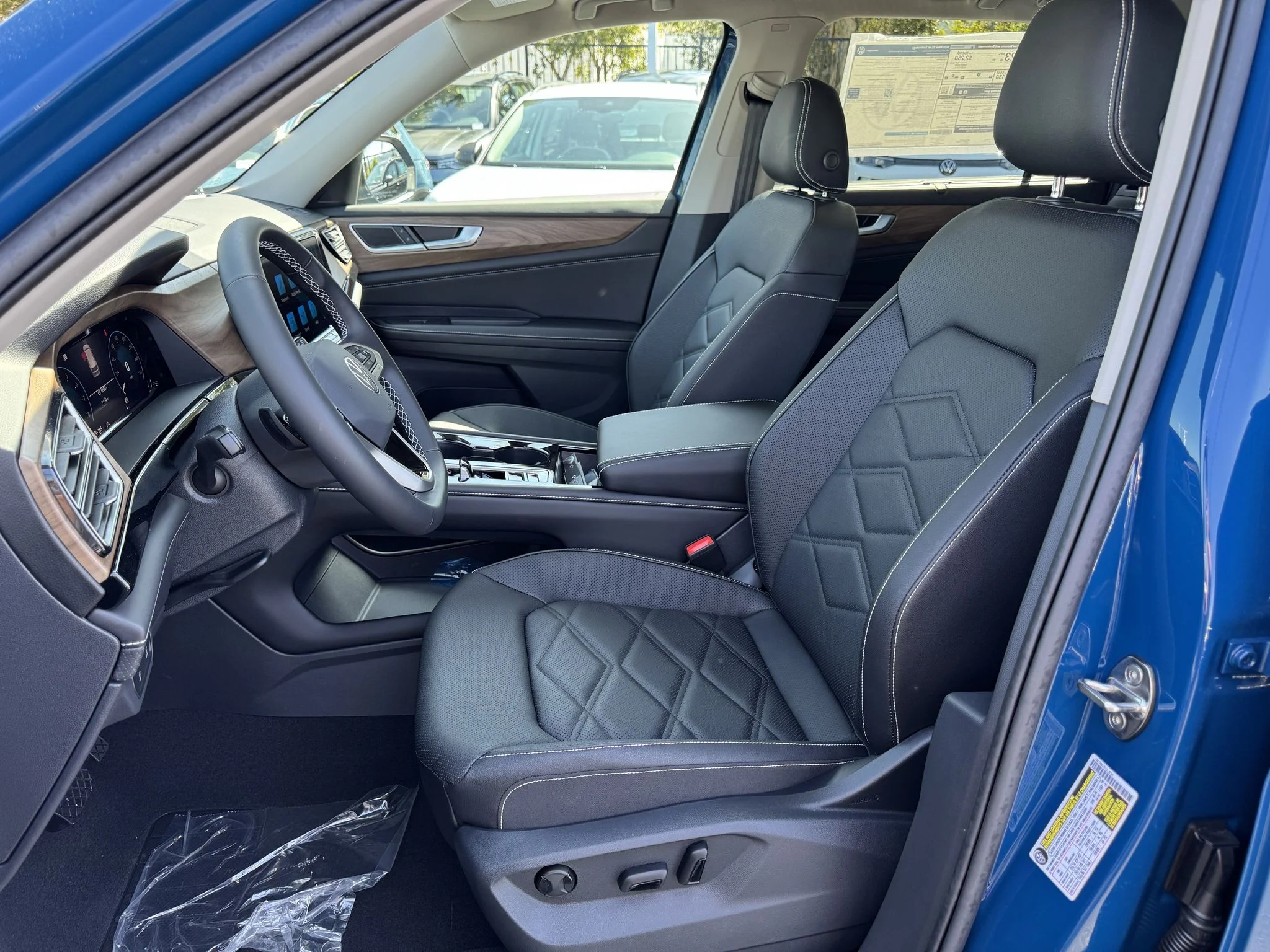 New 2026 Mountain Lake Blue Metallic Volkswagen 2.0T SE w/Technology image 14