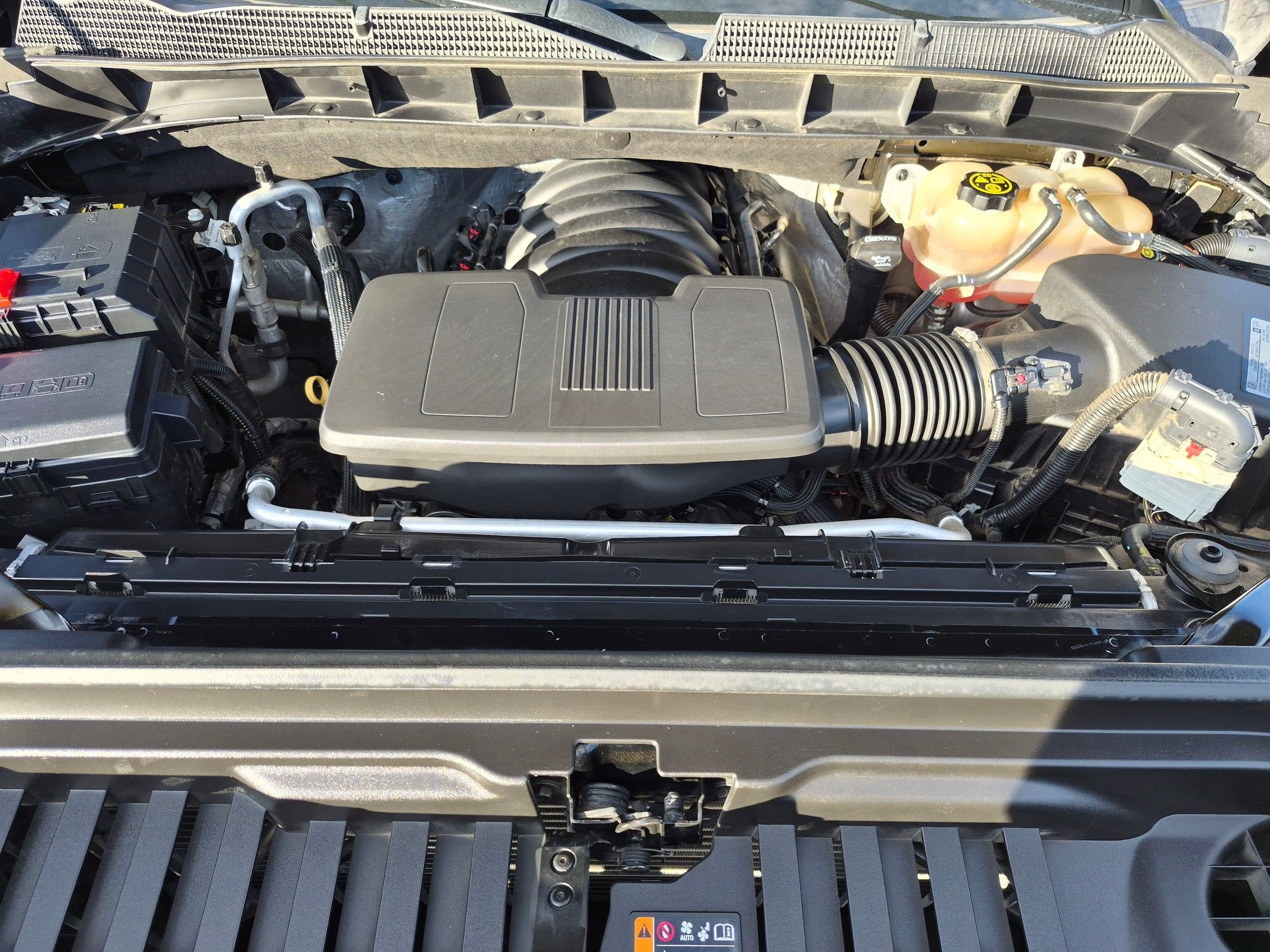 Used 2020 Onyx Black GMC SLT image 33