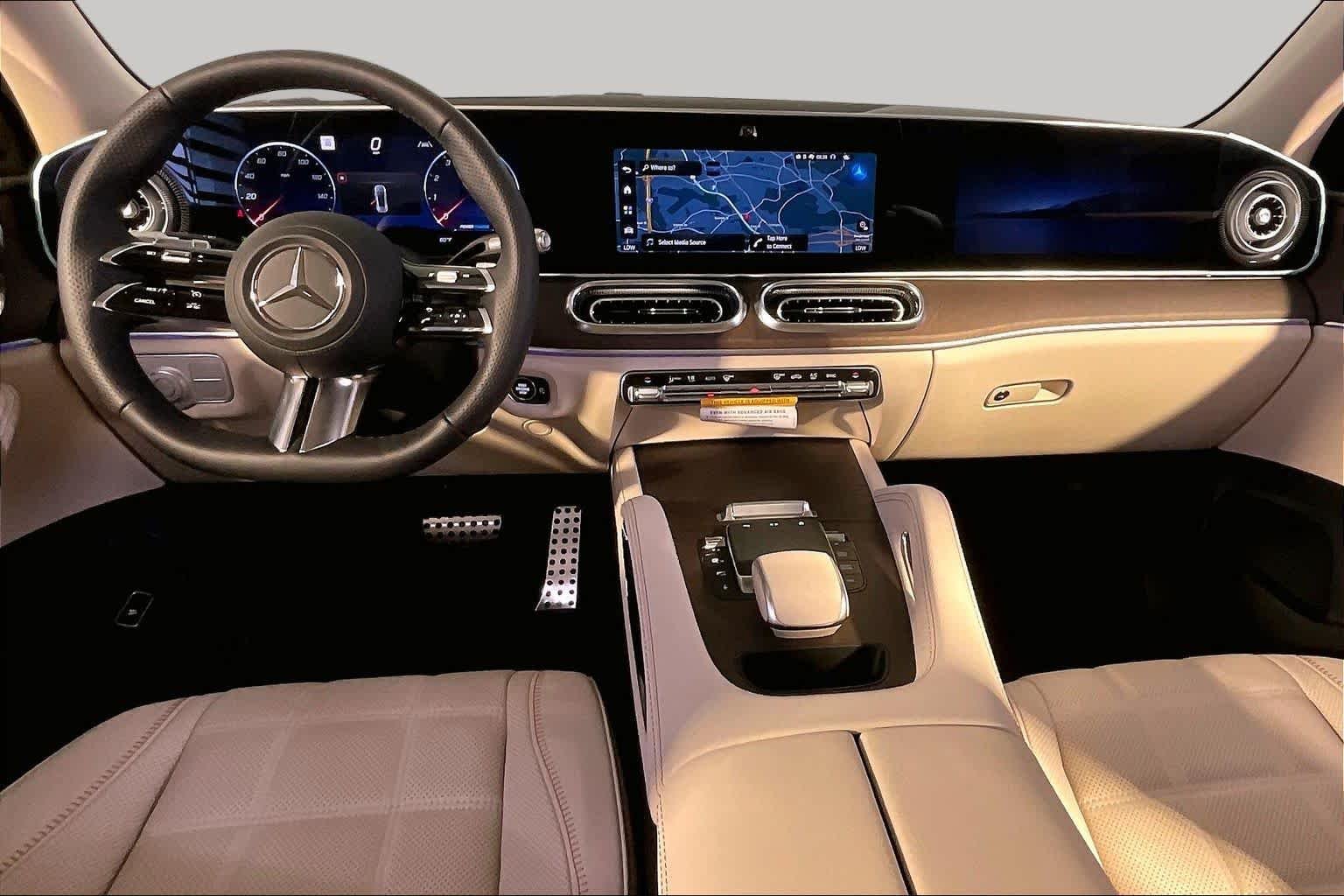 New 2027 MANUFAKTUR Moonlight White Metallic Mercedes-Benz GLE 450 image 7