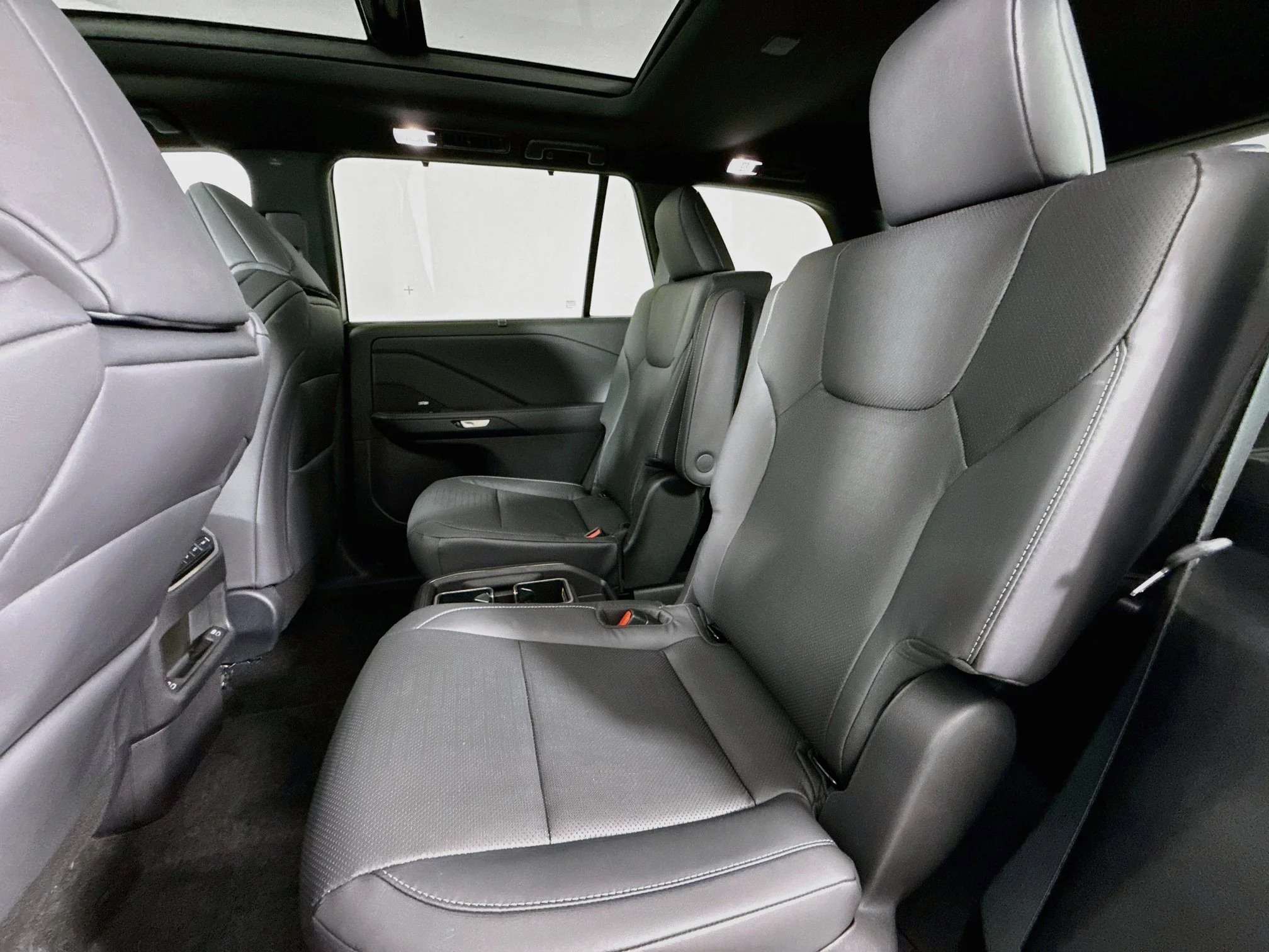 Certified Used 2025 Pearl Lexus 350 F SPORT Handling image 23