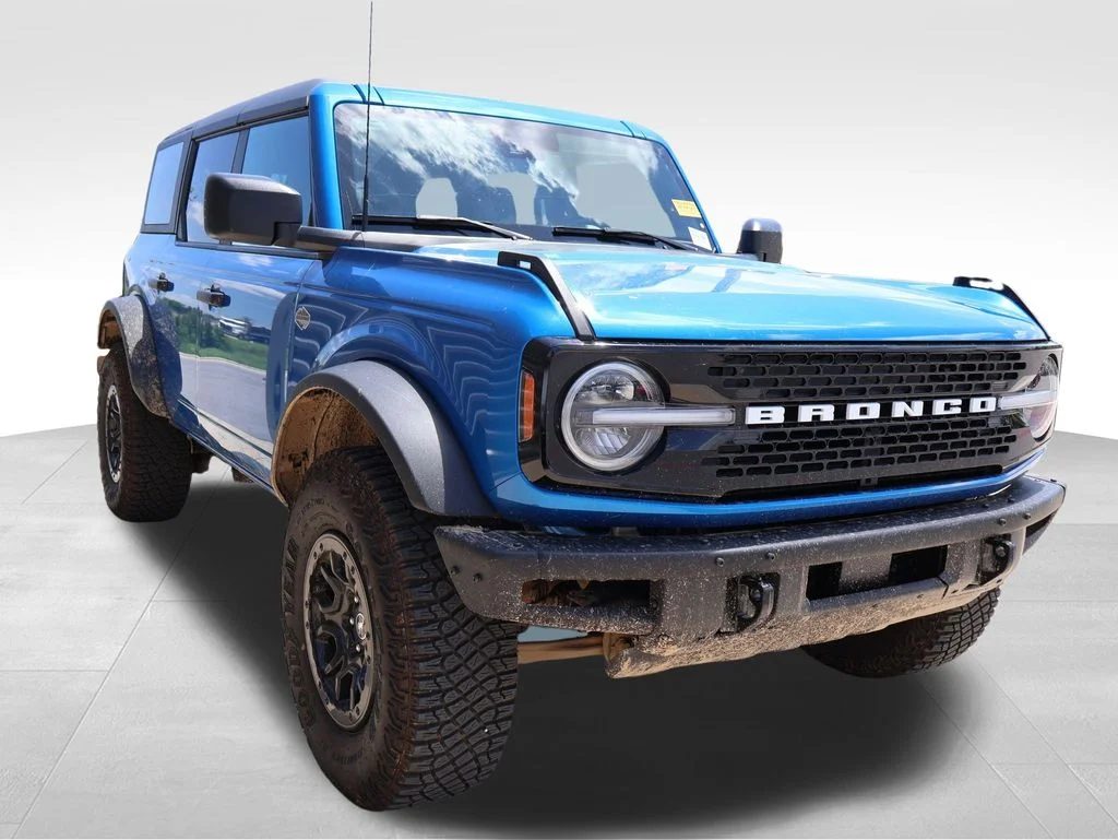 Used 2024 Blue Metallic Ford Wildtrak image 13
