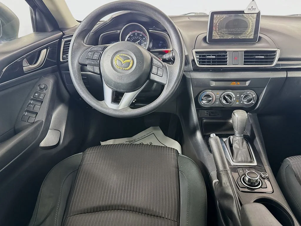 Used 2016 Blue Mazda i Sport image 25