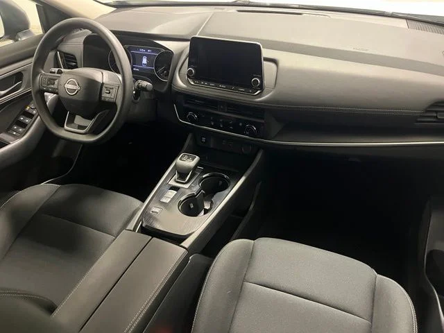 Used 2026 White Nissan S image 17